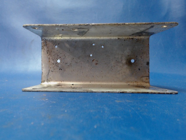 0411286 Cessna - STIFFENER-CONTROL Y BULKHEAD